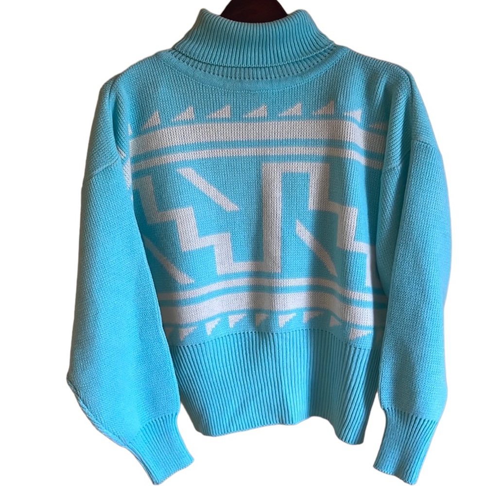 Vintage aqua blue geometric patterned turtleneck ski sweater